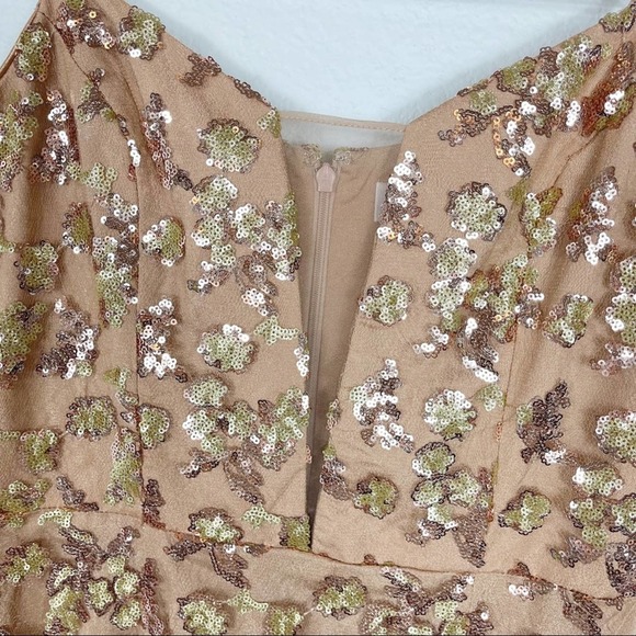 Dress The Population Mara Lace Sequin Gold Maxi Dress Large - Picture 5 of 12